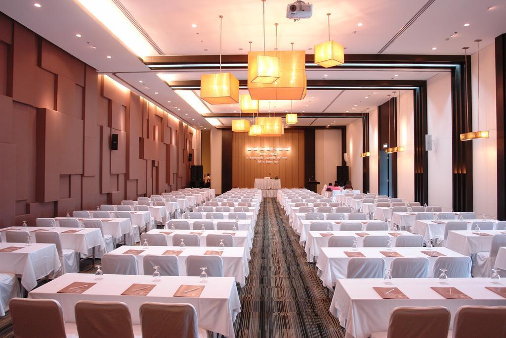 Kameo Grand Hotel & Serviced Apartment, Районг Екстериор снимка