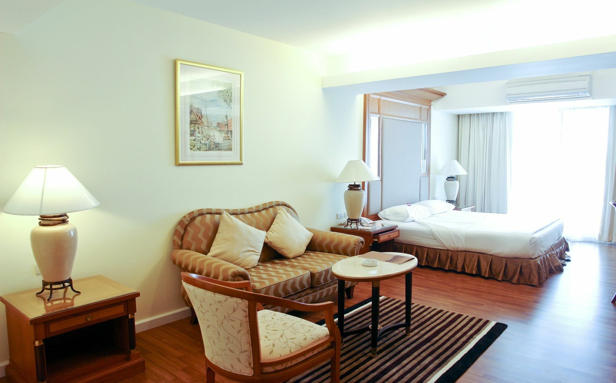 Kameo Grand Hotel & Serviced Apartment, Районг Екстериор снимка
