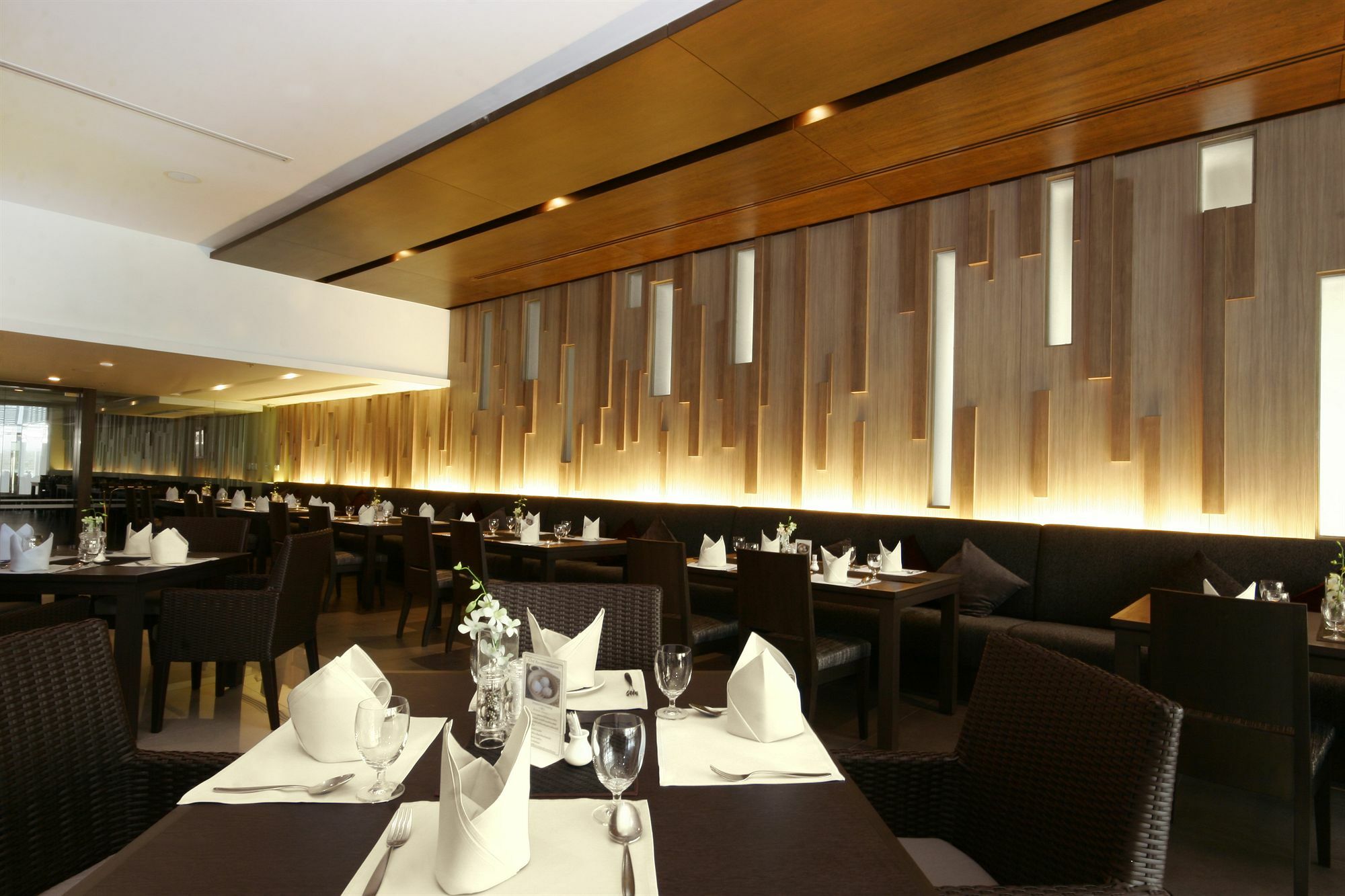 Kameo Grand Hotel & Serviced Apartment, Районг Екстериор снимка